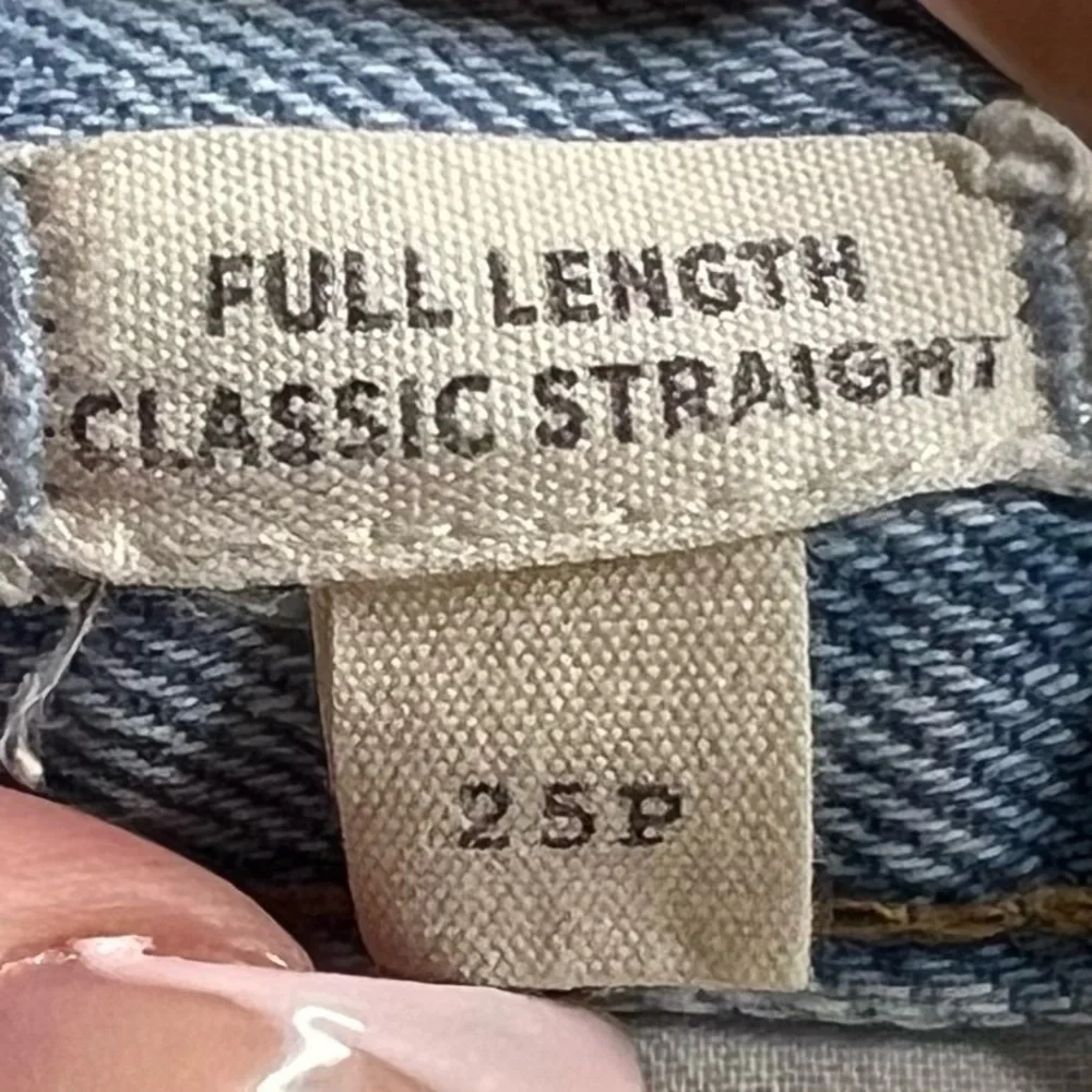 Madewell Classic Jean Straight Leg with Rips - Picture 10 of 10